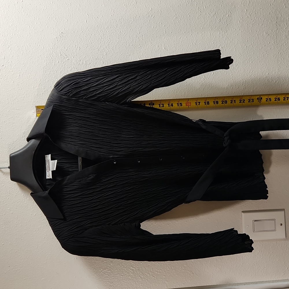 E.K. Design Womens blouse